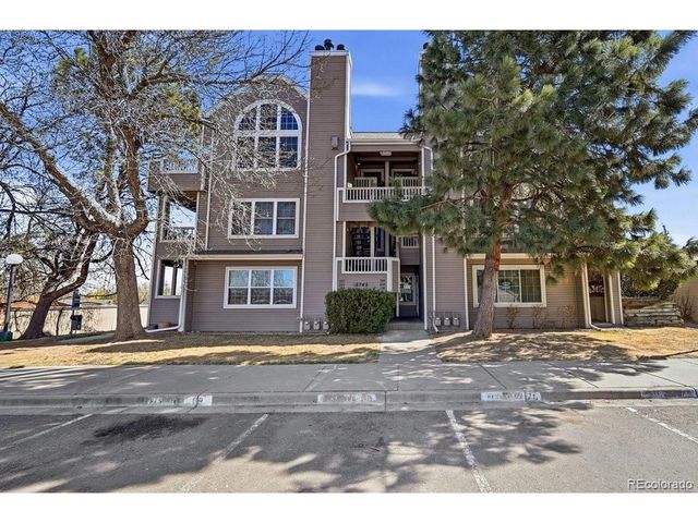 5745 W Atlantic Pl 105, Lakewood, CO 80227