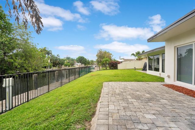 2524 Marathon Lane, Fort Lauderdale, FL 33312