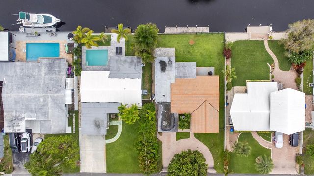 2524 Marathon Lane, Fort Lauderdale, FL 33312