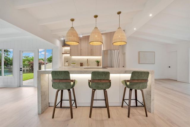 2524 Marathon Lane, Fort Lauderdale, FL 33312