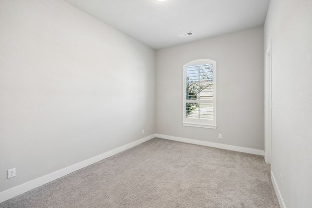 1104 Bluestem Drive, Aubrey, TX 76227