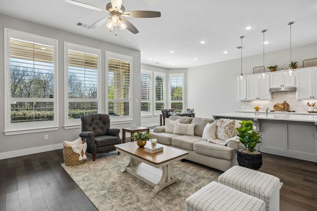 1104 Bluestem Drive, Aubrey, TX 76227