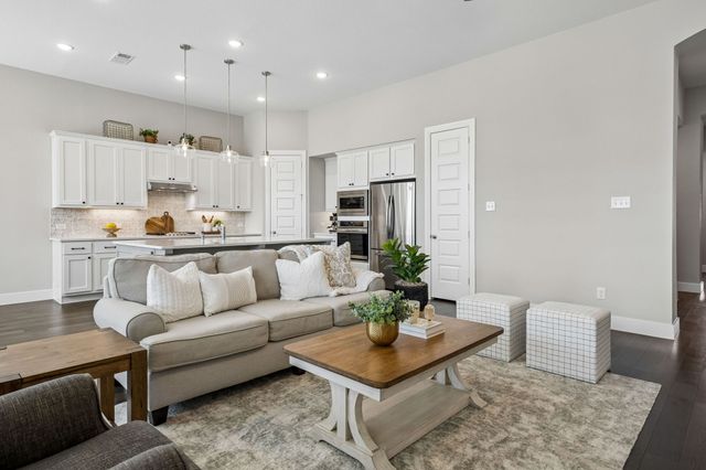 1104 Bluestem Drive, Aubrey, TX 76227