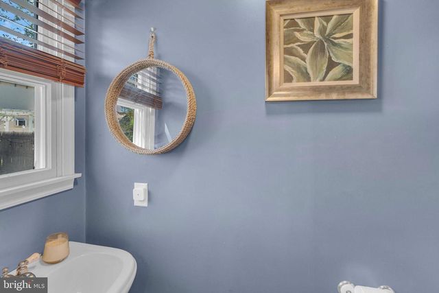 337 WILLOW ST, Bordentown, NJ 08505