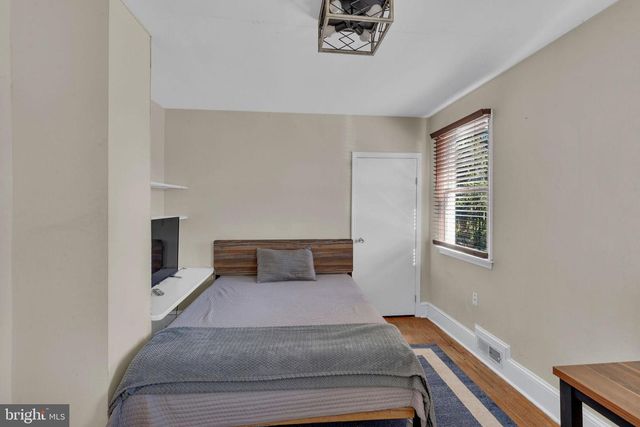 337 WILLOW ST, Bordentown, NJ 08505