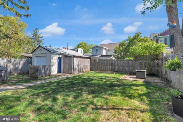 337 WILLOW ST, Bordentown, NJ 08505