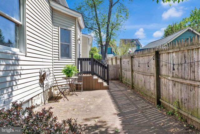 337 WILLOW ST, Bordentown, NJ 08505