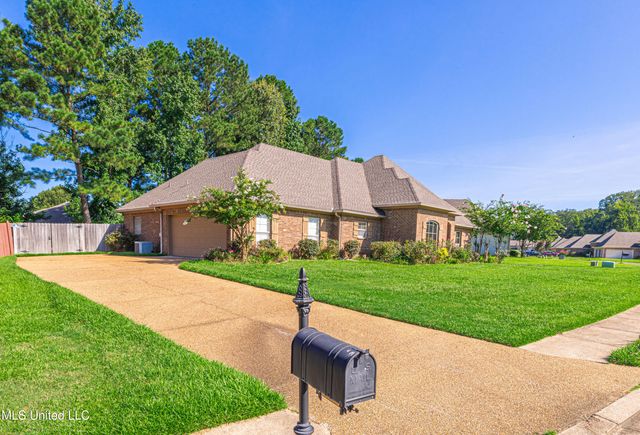 130 Oak Meadow Drive, Clinton, MS 39056