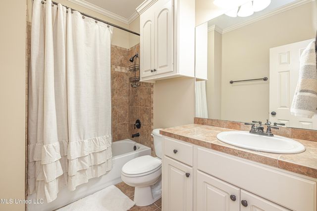 130 Oak Meadow Drive, Clinton, MS 39056