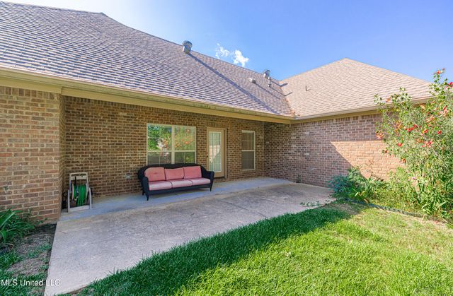 130 Oak Meadow Drive, Clinton, MS 39056
