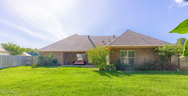 130 Oak Meadow Drive, Clinton, MS 39056