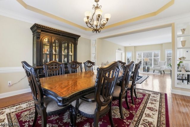 3 Cole Ct, Raritan Twp., NJ 08822