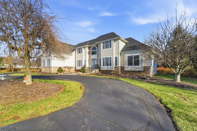 3 Cole Ct, Raritan Twp., NJ 08822