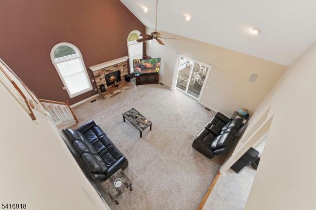 3 Cole Ct, Raritan Twp., NJ 08822