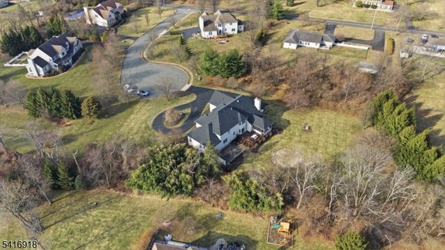 3 Cole Ct, Raritan Twp., NJ 08822