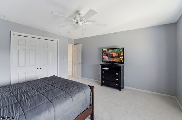 3 Cole Ct, Raritan Twp., NJ 08822