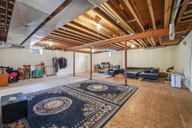 3 Cole Ct, Raritan Twp., NJ 08822