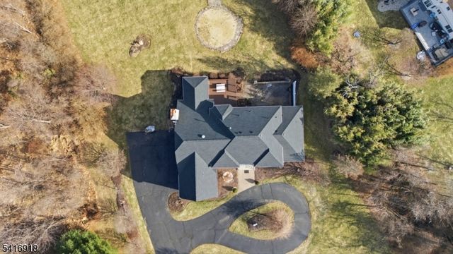 3 Cole Ct, Raritan Twp., NJ 08822