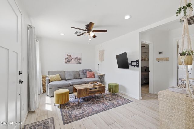 1124 N 14TH Street, Phoenix, AZ 85006