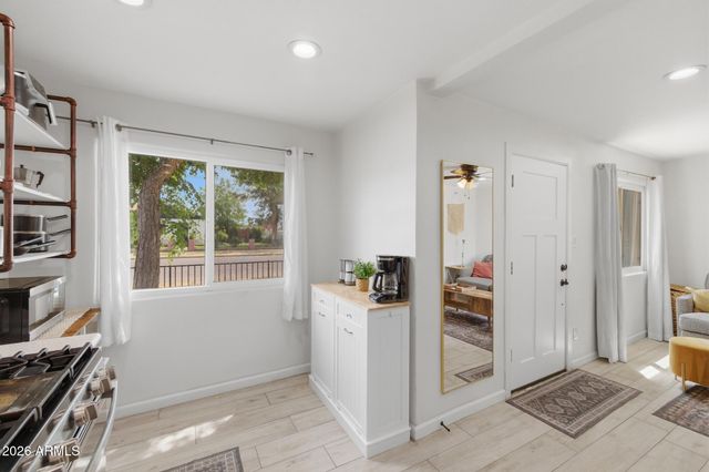 1124 N 14TH Street, Phoenix, AZ 85006