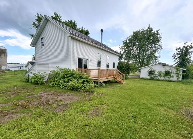 5305 COUNTY ROAD J, Oconto, WI 54153