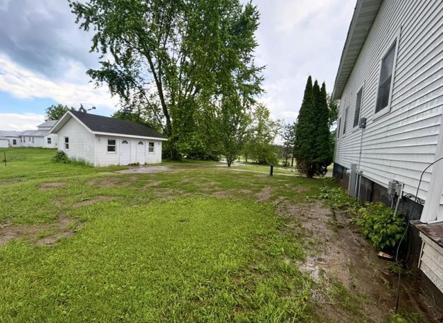 5305 COUNTY ROAD J, Oconto, WI 54153