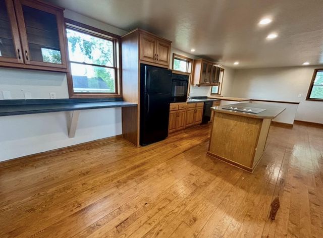 5305 COUNTY ROAD J, Oconto, WI 54153