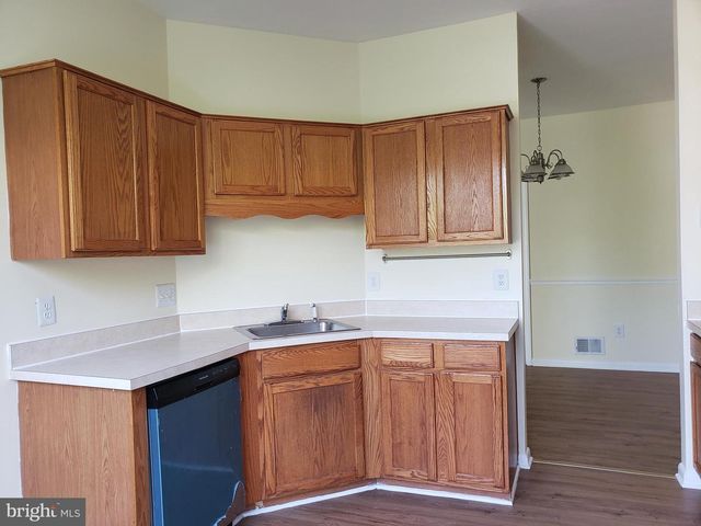 18022 ROYAL BONNET CIR, Montgomery Village, MD 20886