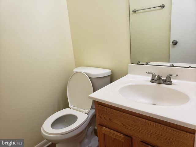 18022 ROYAL BONNET CIR, Montgomery Village, MD 20886