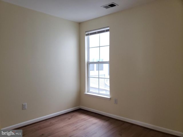 18022 ROYAL BONNET CIR, Montgomery Village, MD 20886