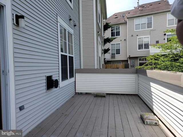 18022 ROYAL BONNET CIR, Montgomery Village, MD 20886