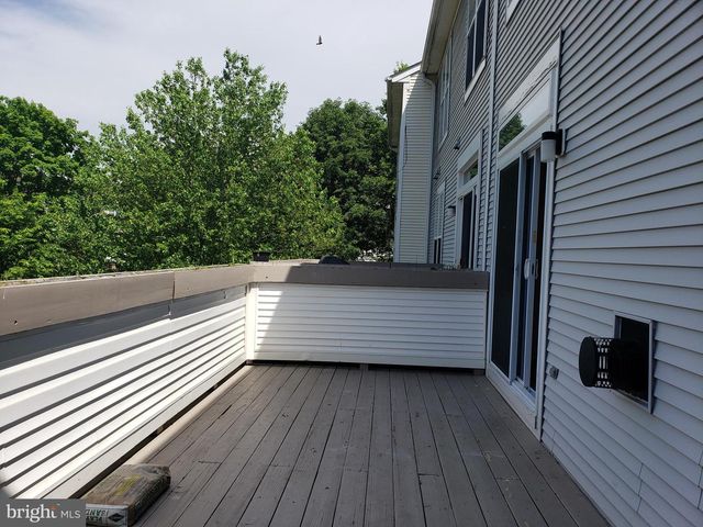 18022 ROYAL BONNET CIR, Montgomery Village, MD 20886