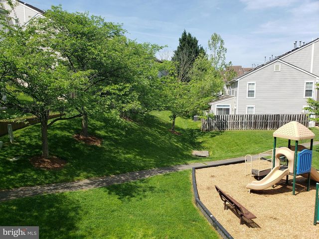 18022 ROYAL BONNET CIR, Montgomery Village, MD 20886