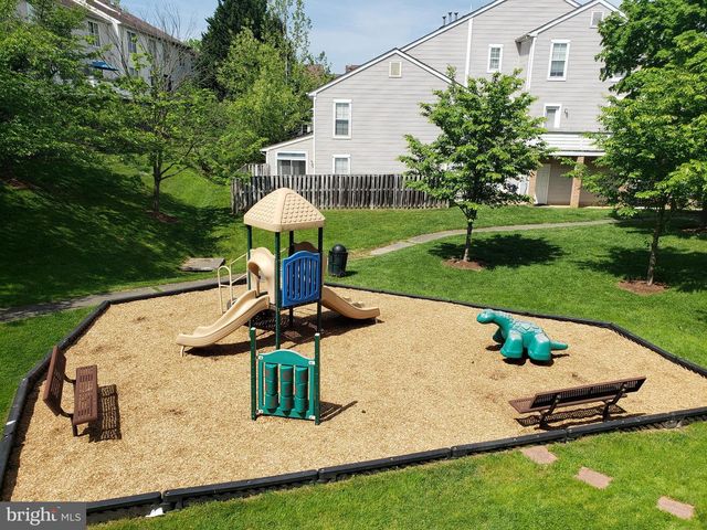 18022 ROYAL BONNET CIR, Montgomery Village, MD 20886