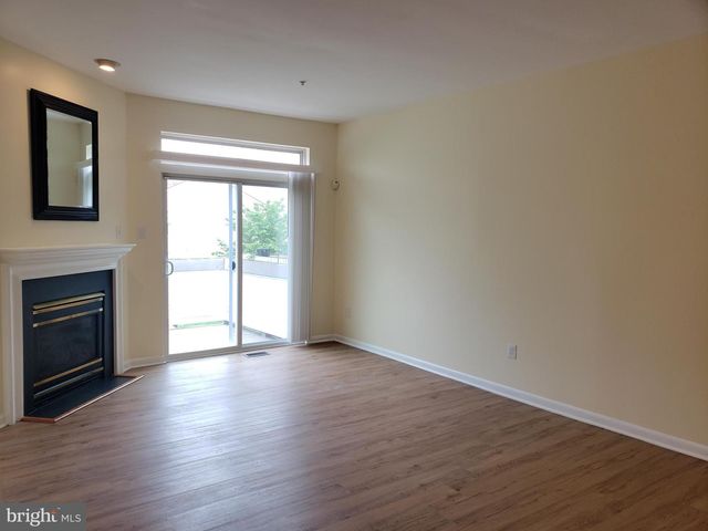 18022 ROYAL BONNET CIR, Montgomery Village, MD 20886