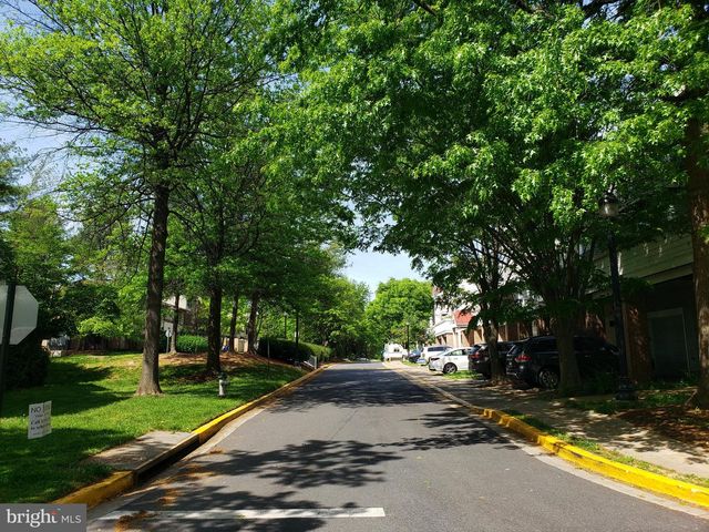 18022 ROYAL BONNET CIR, Montgomery Village, MD 20886