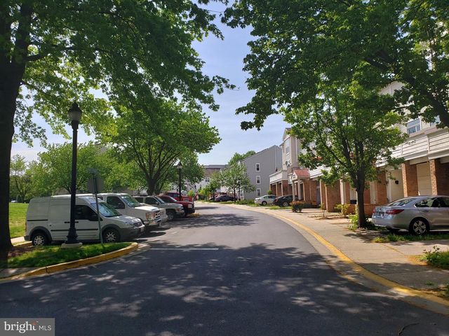 18022 ROYAL BONNET CIR, Montgomery Village, MD 20886