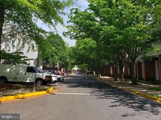 18022 ROYAL BONNET CIR, Montgomery Village, MD 20886