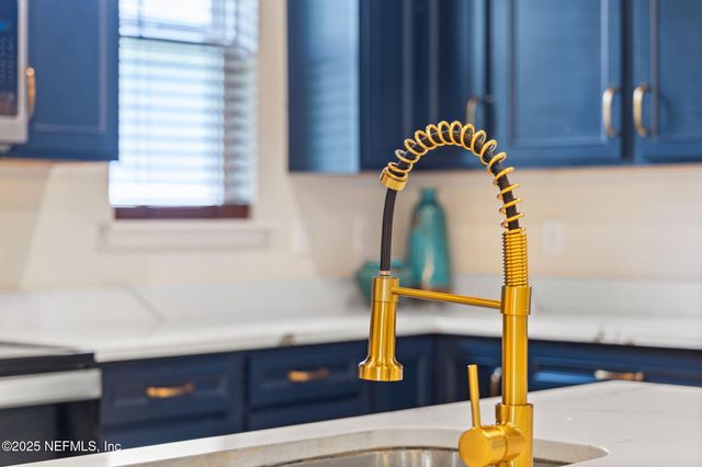 2817 IVY POST Drive, Jacksonville, FL 32226