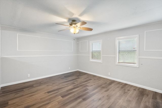 806 Marigold Drive, Cedar Hill, TX 75104