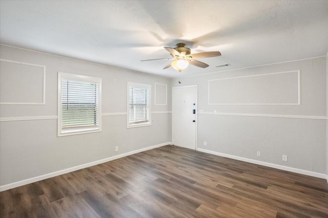 806 Marigold Drive, Cedar Hill, TX 75104