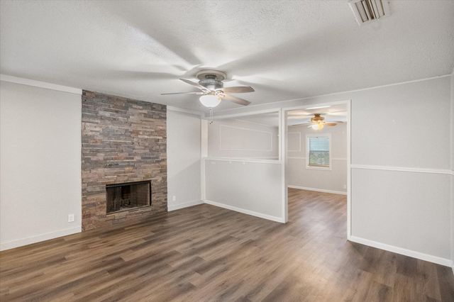 806 Marigold Drive, Cedar Hill, TX 75104