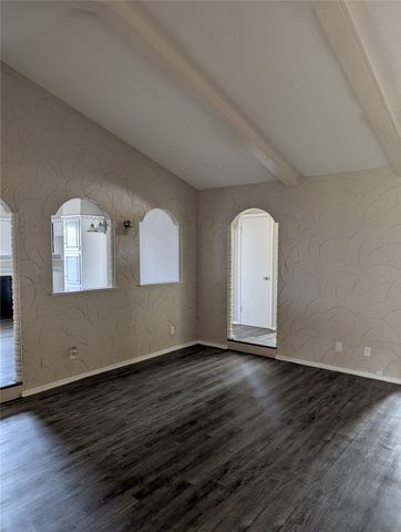 2009 Ming Drive, Edgecliff Village, TX 76134