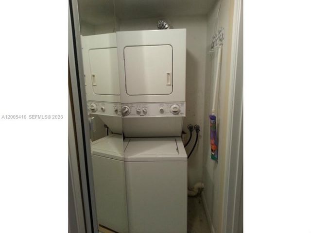 12701 SW 13th St 202F, Pembroke Pines, FL 33027