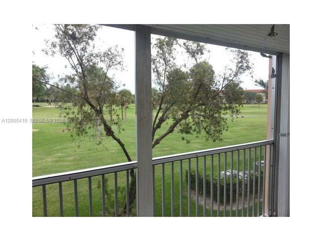 12701 SW 13th St 202F, Pembroke Pines, FL 33027