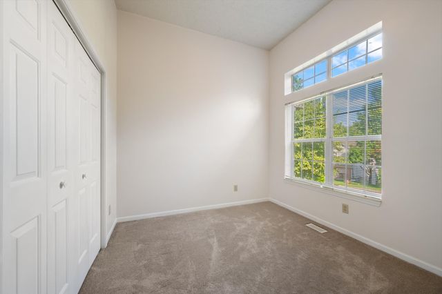 2528 Oak Forest Dr, Antioch, TN 37013