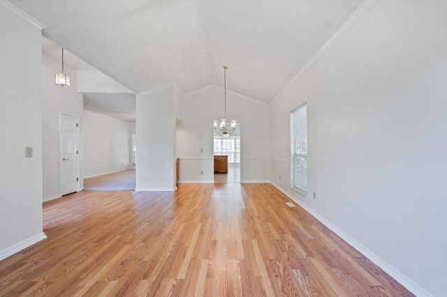 2528 Oak Forest Dr, Antioch, TN 37013