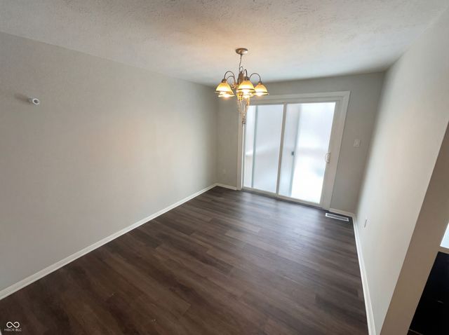 9473 Timber View Drive, Indianapolis, IN 46250