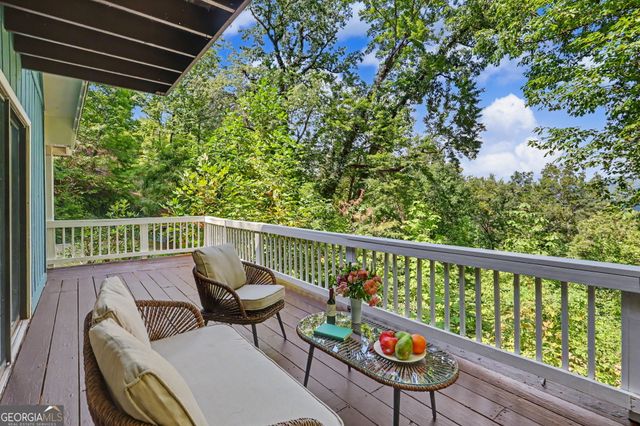 931 Timber Bluff Drive, Clayton, GA 30525
