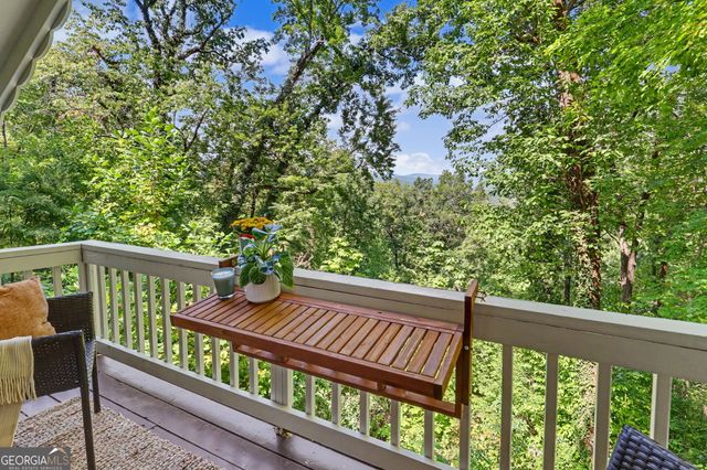 931 Timber Bluff Drive, Clayton, GA 30525